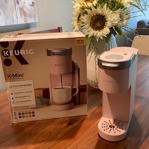 Kuerig K-Mini   Color: Pink